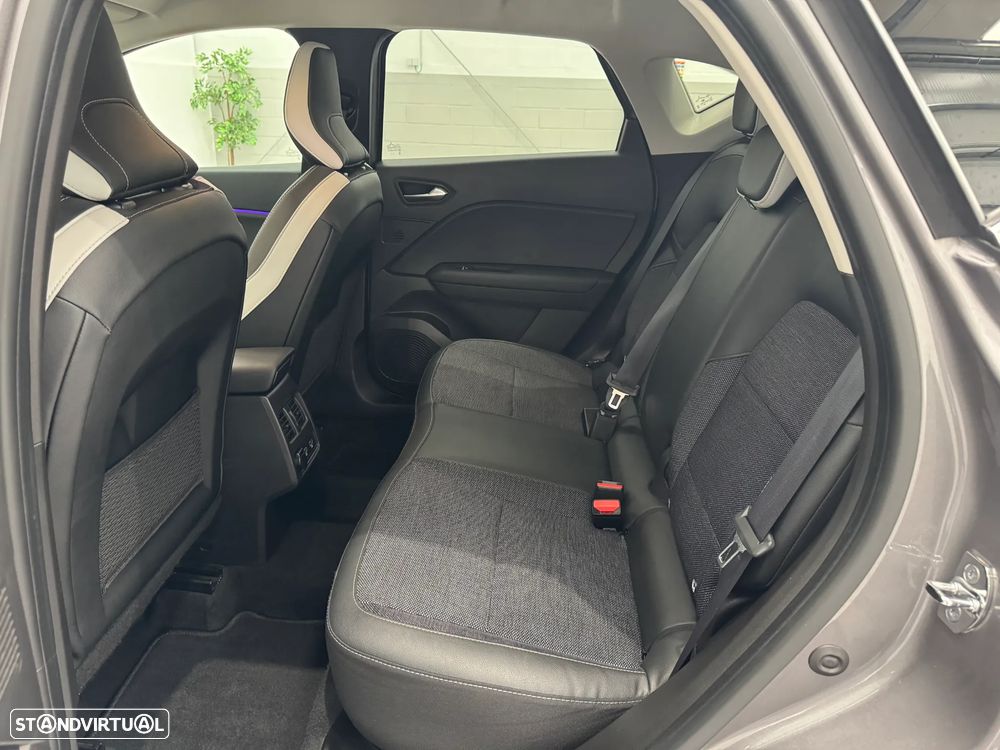 Renault Captur 1.6 E-Tech Plug-In Hybrid Techno - 29