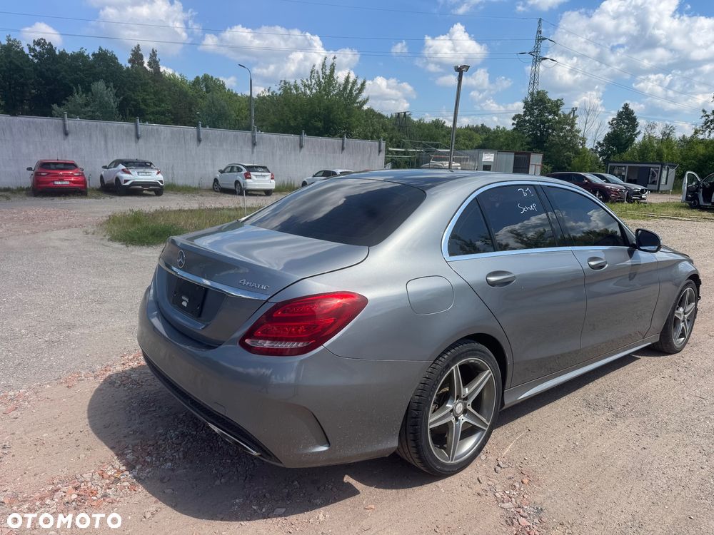 Mercedes-Benz Klasa C 300 7G-TRONIC AMG Line - 4