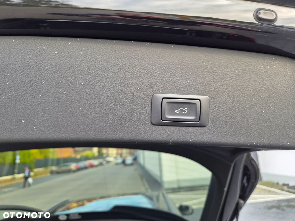 Audi A6 Avant 2.0 TDI Ultra S tronic - 16