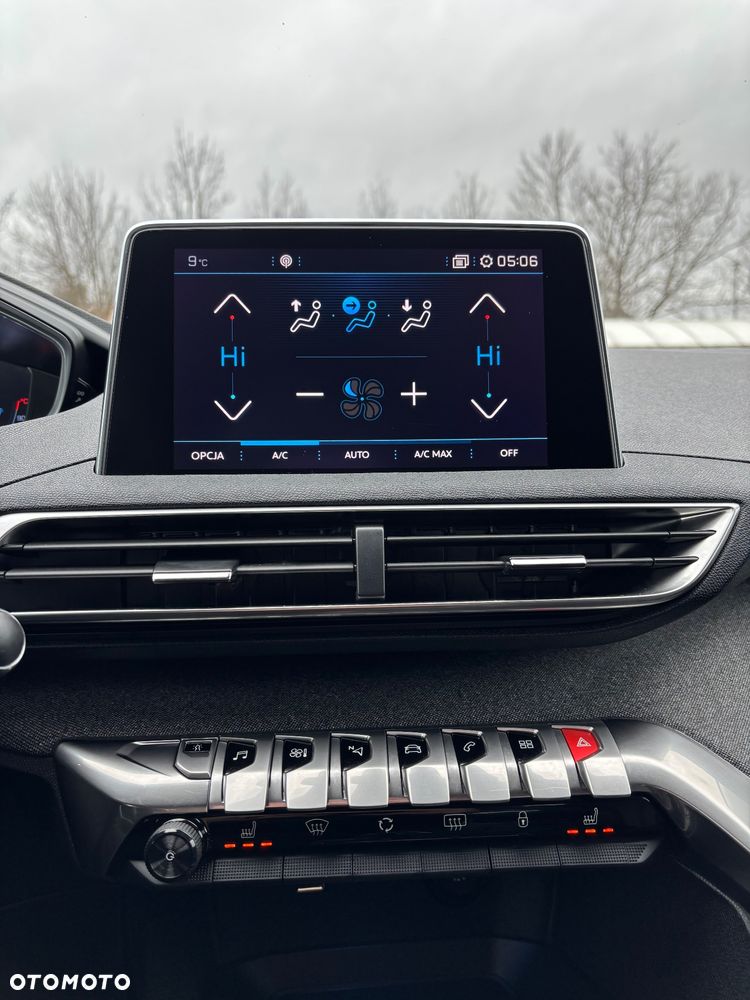 Peugeot 5008 BlueHDI 130 Allure Business-Paket - 21