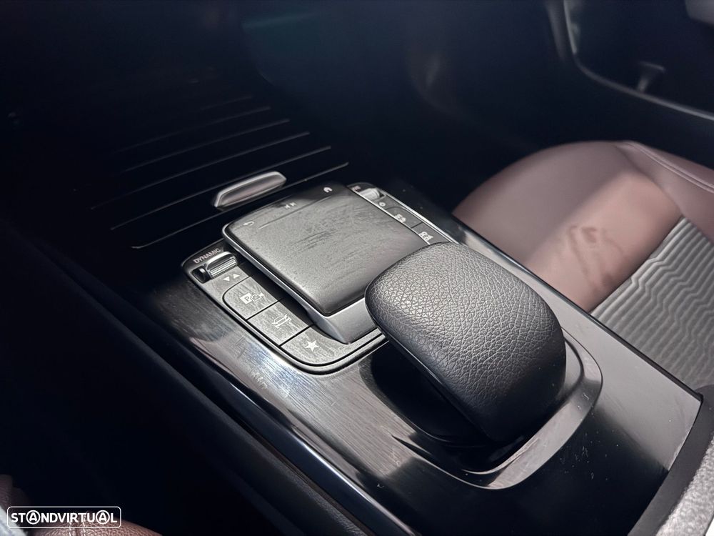 Mercedes-Benz CLA 250 e Shooting Brake Progressive - 13