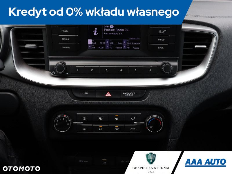 Kia Ceed - 13