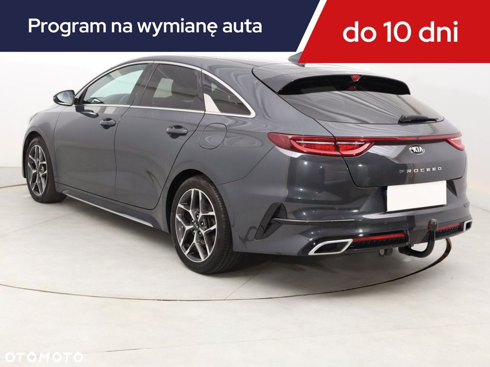 Kia ProCeed - 6