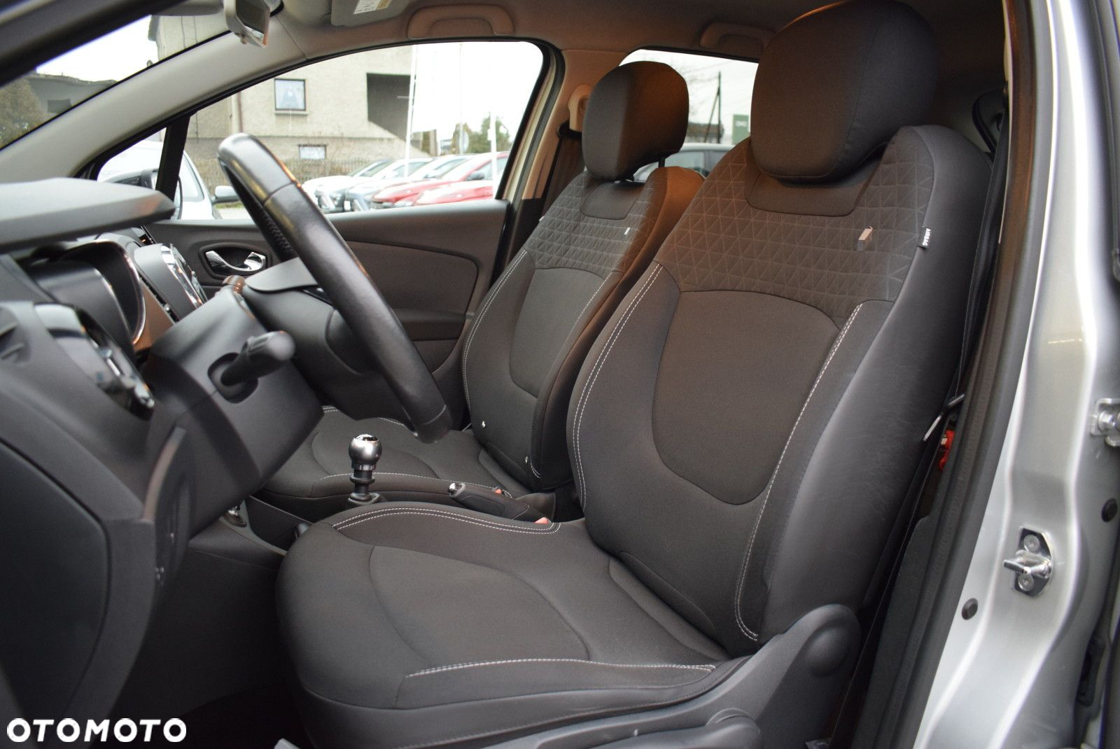 Renault Captur - 11