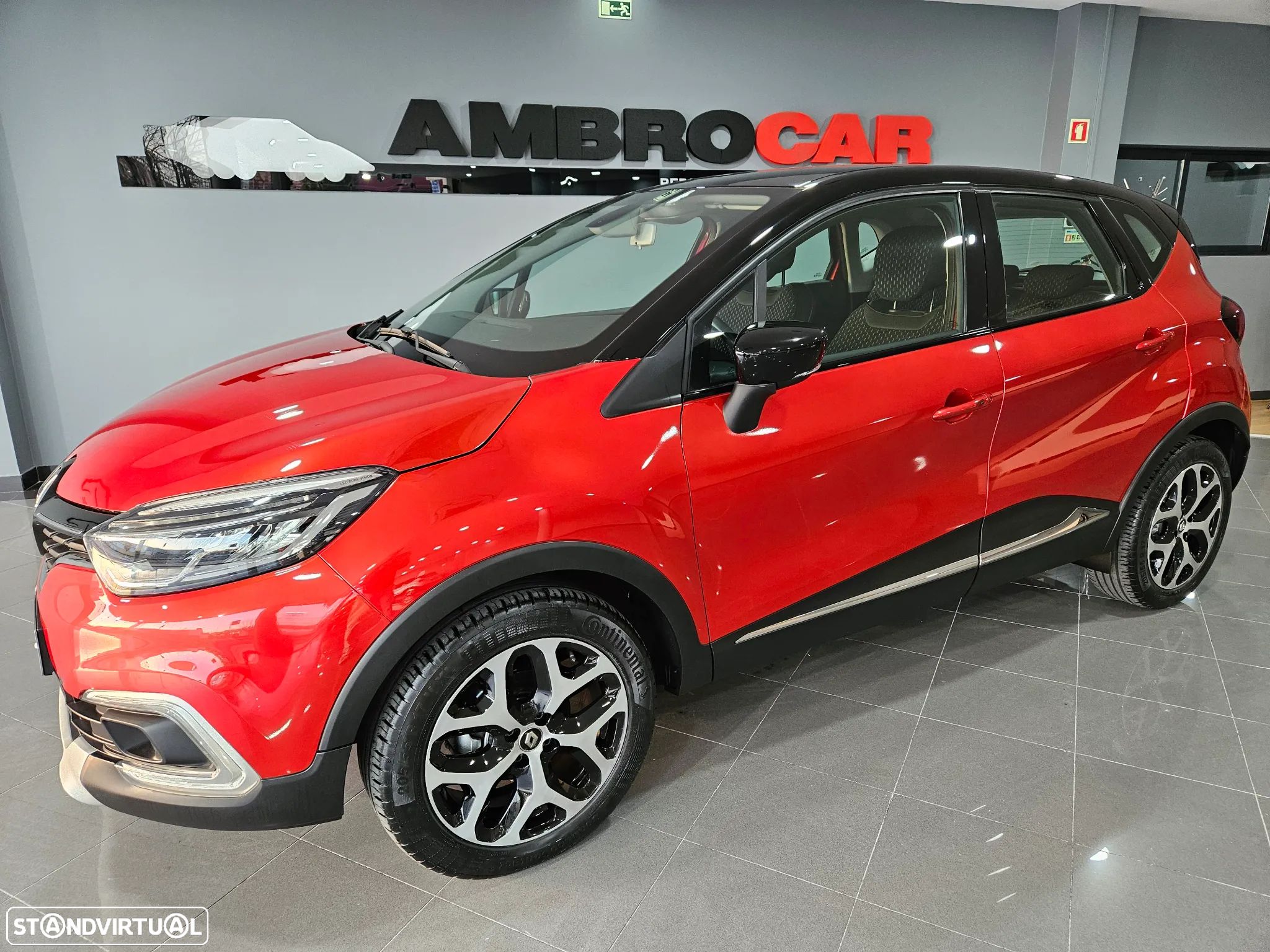 Renault Captur 0.9 TCE Exclusive - 1