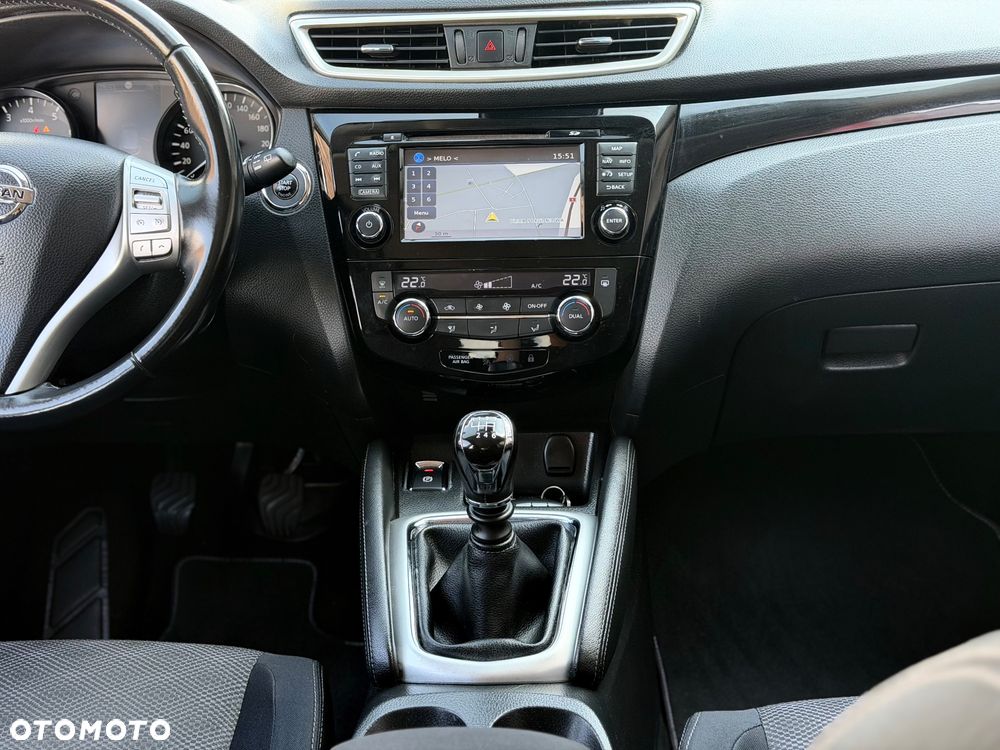 Nissan Qashqai 1.6 DIG-T Tekna - 25