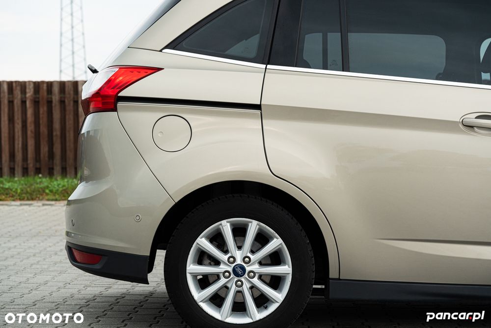 Ford Grand C-MAX Gr 1.5 TDCi Titanium - 11