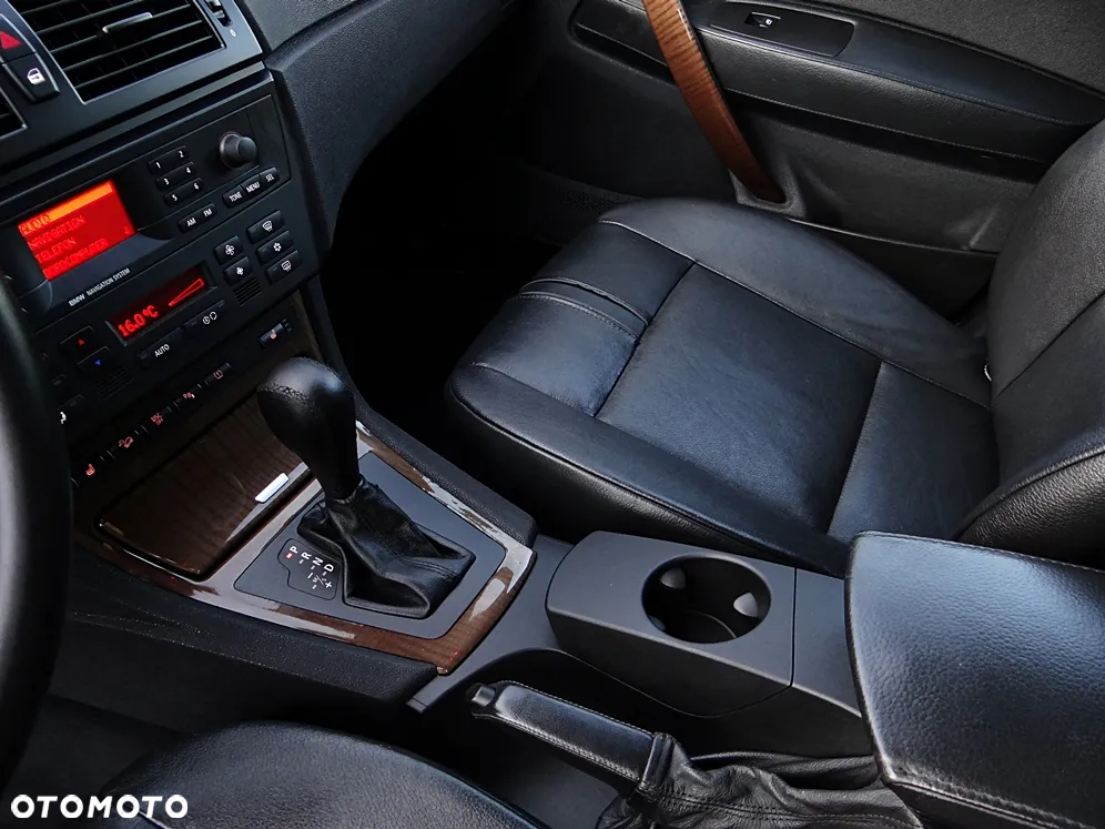BMW X3 3.0i - 32