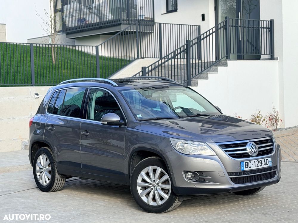 Volkswagen Tiguan 2.0 TDI DPF BlueMotion Technology Lounge Sport & Style - 1
