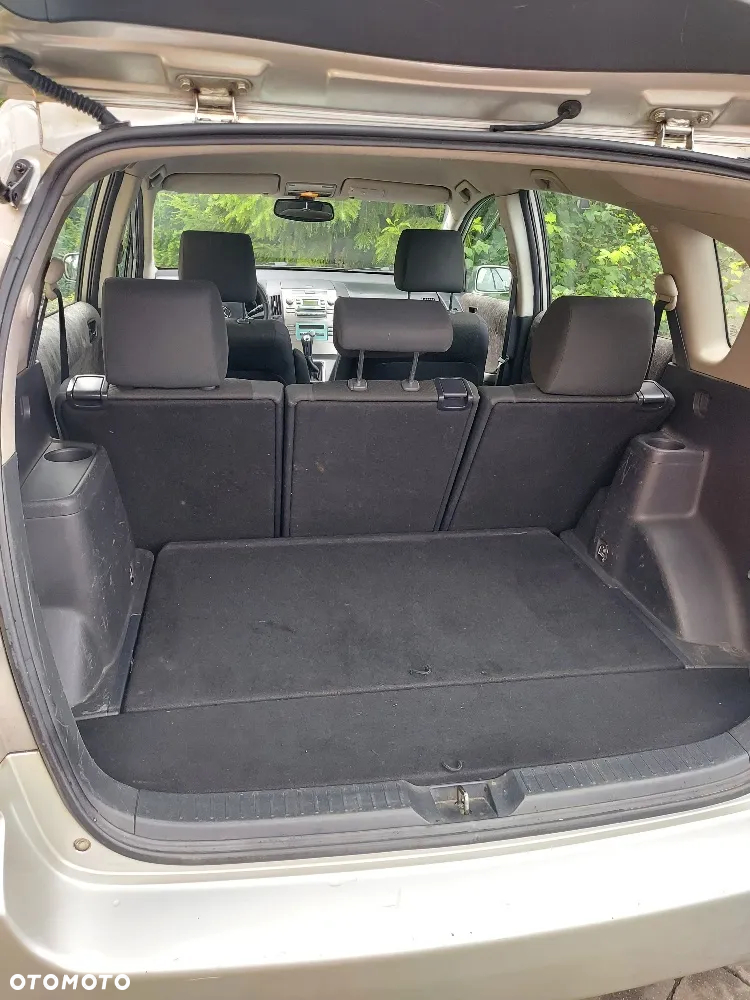 Toyota Corolla Verso 2.0 D-4D Sol - 10