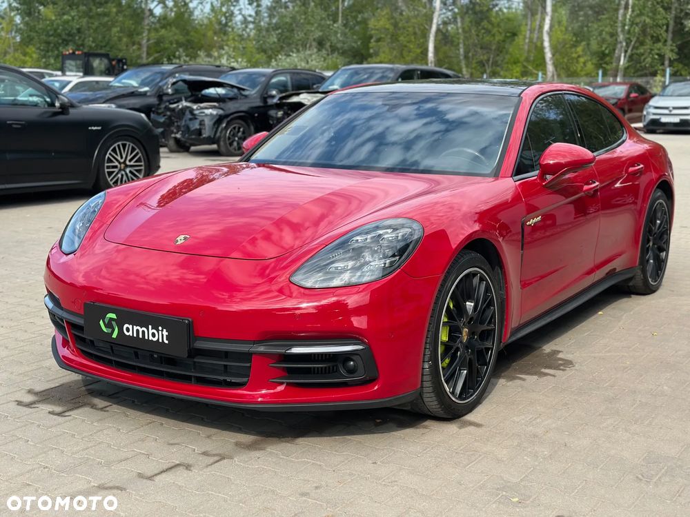 Porsche Panamera - 3