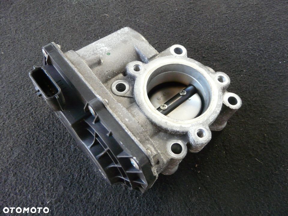 Przepustnica 8200794258 Renault Megane 3 2.0 TCE - 1