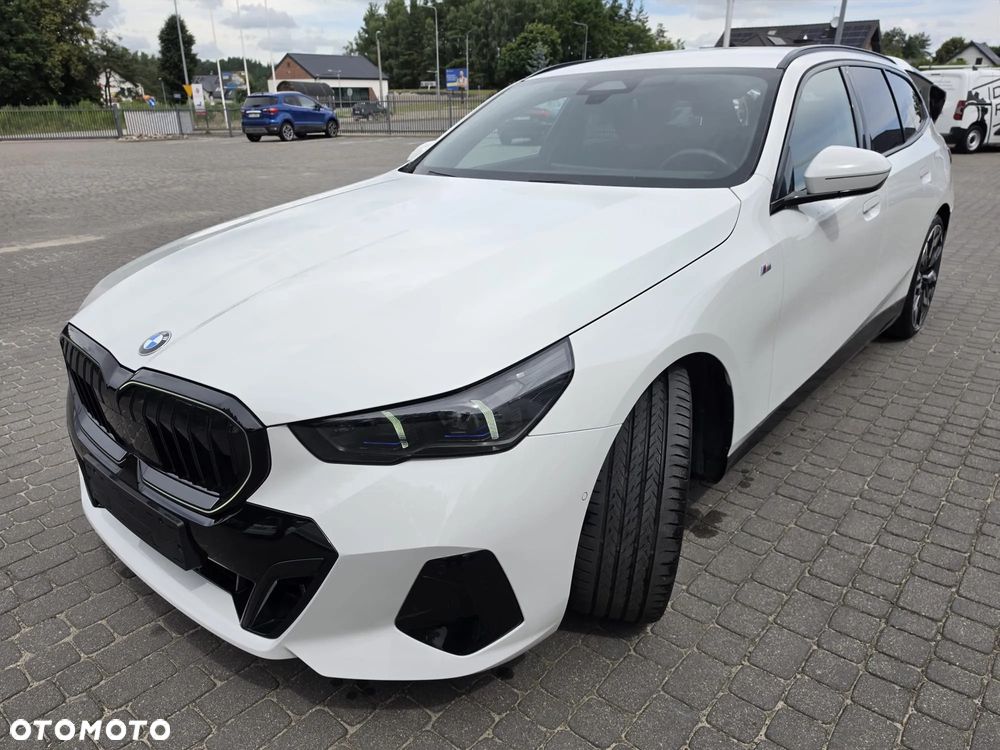BMW Seria 5 520d xDrive - 1