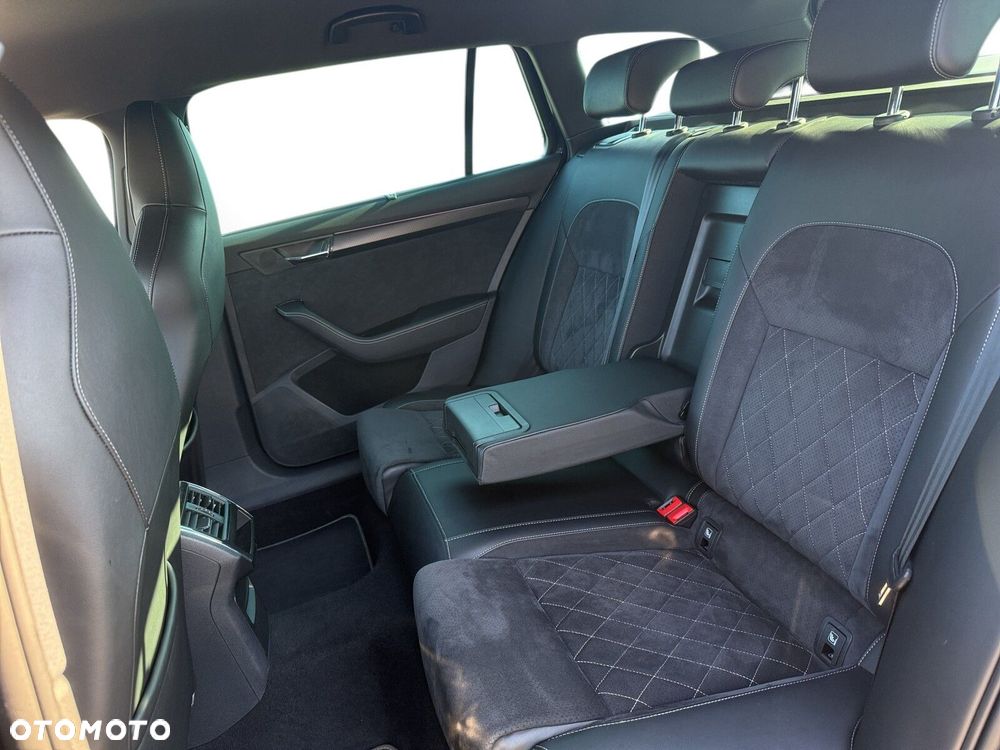 Skoda Superb 2.0 TSI Sportline DSG - 15