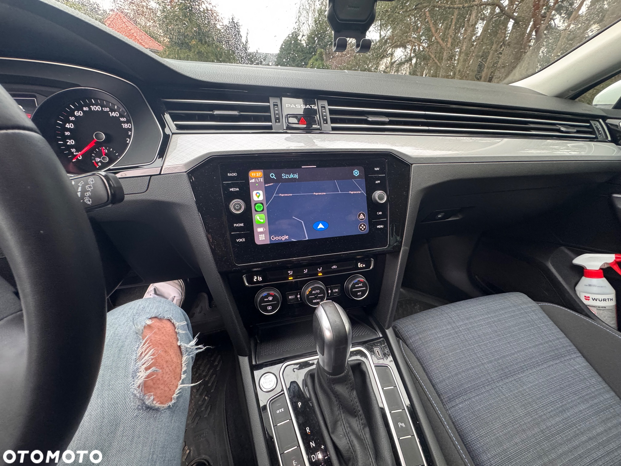 Volkswagen Passat - 16