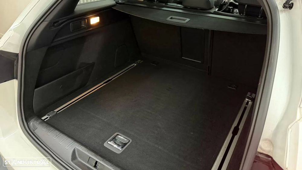 Toyota C-HR 1.8 Hybrid Exclusive - 27