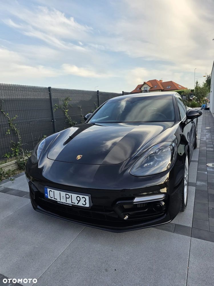 Porsche Panamera - 3