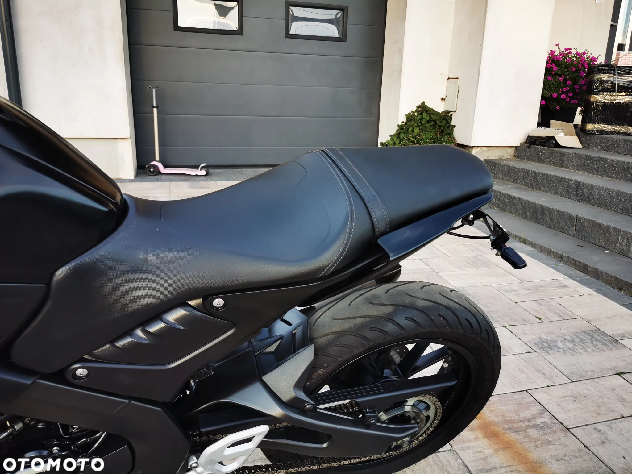 Yamaha MT - 8