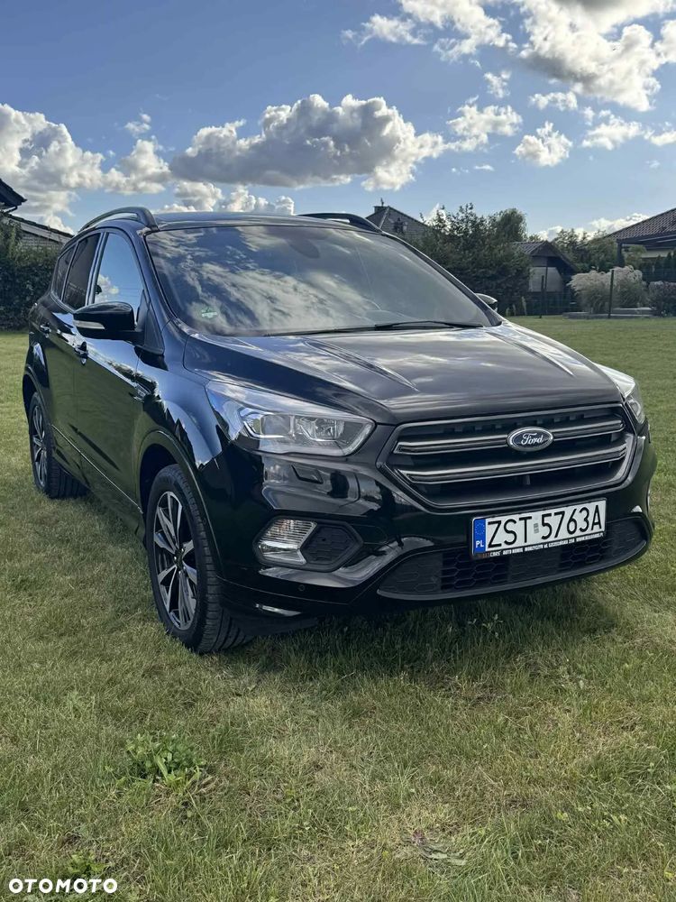 Ford Kuga 1.5 EcoBoost 2x4 ST-Line - 1