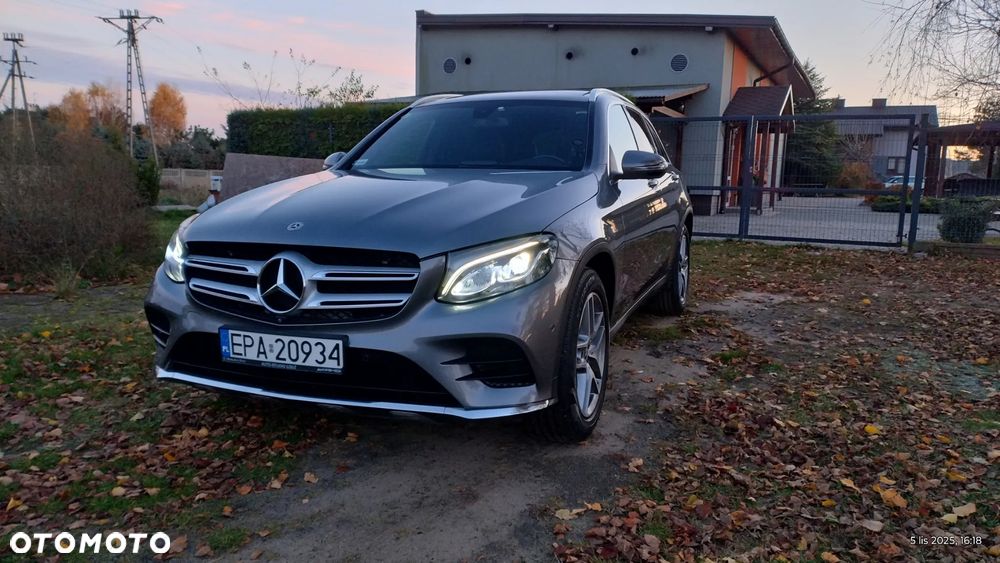 Mercedes-Benz GLC 220 d 4Matic 9G-TRONIC AMG Line - 3