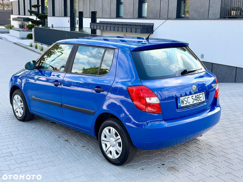 Skoda Fabia 1.2 HTP Ambiente - 4