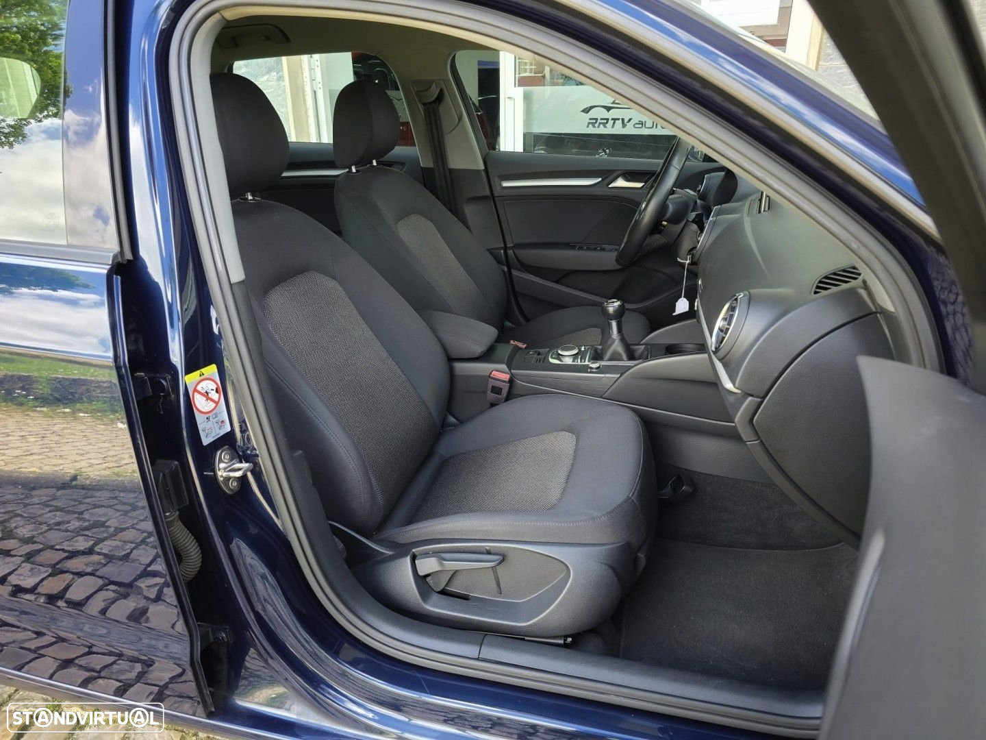 Audi A3 Sportback 1.6 TDI Design - 23