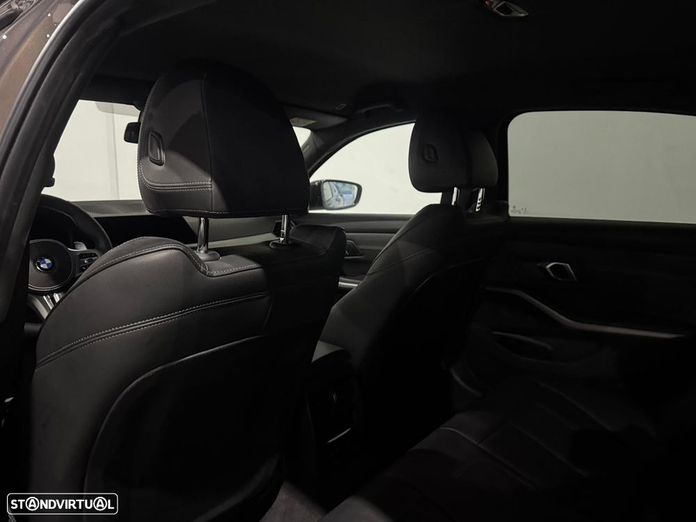BMW 330 e Pack M Auto - 11