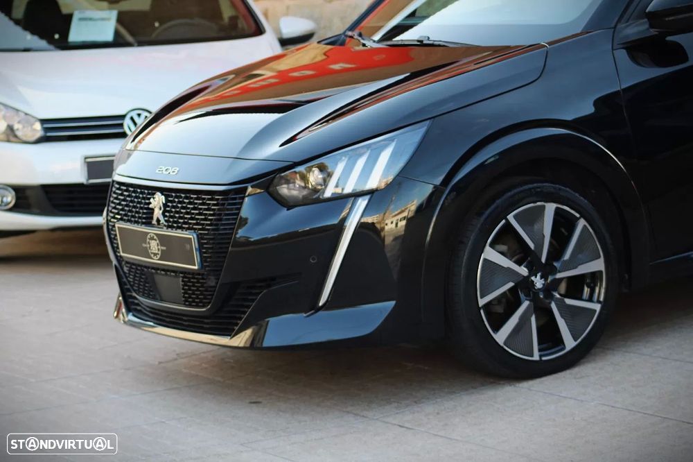 Peugeot e-208 50 kWh GT Line - 25