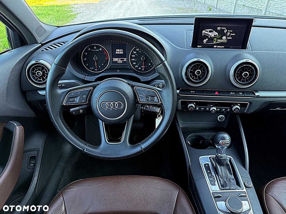 Audi A3 Limousine ver-2-0-tfsi-limousine-quattro-s-tronic-design - 6