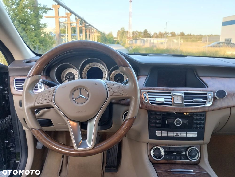 Mercedes-Benz CLS 350 CDI BlueEff - 15