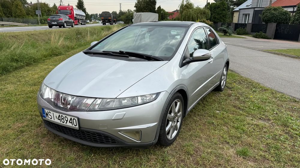 Honda Civic 2.2i-CTDi Executive NAVI - 1