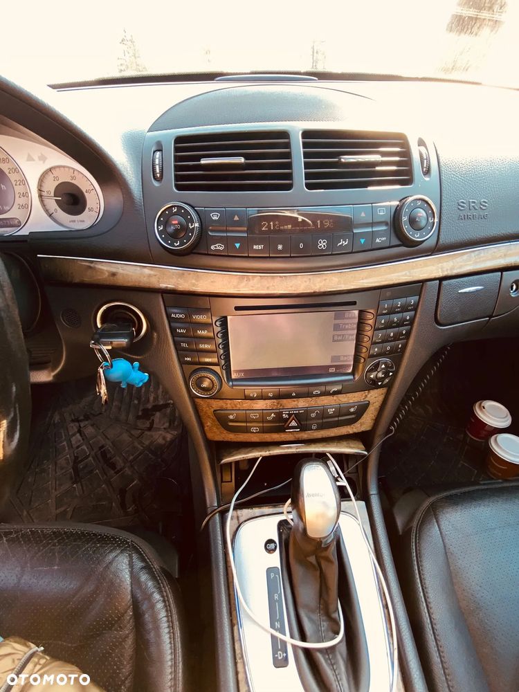 Mercedes-Benz Klasa E 320 CDI Avantgarde - 8