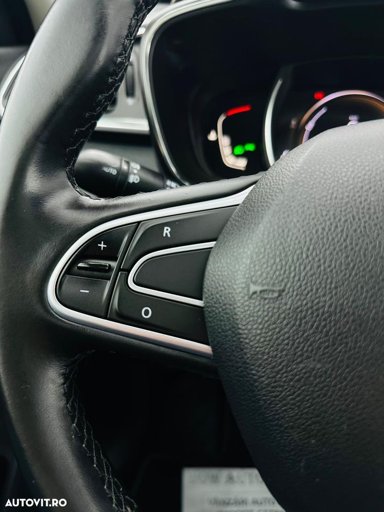 Renault Kadjar Energy TCe 130 Bose Edition - 29