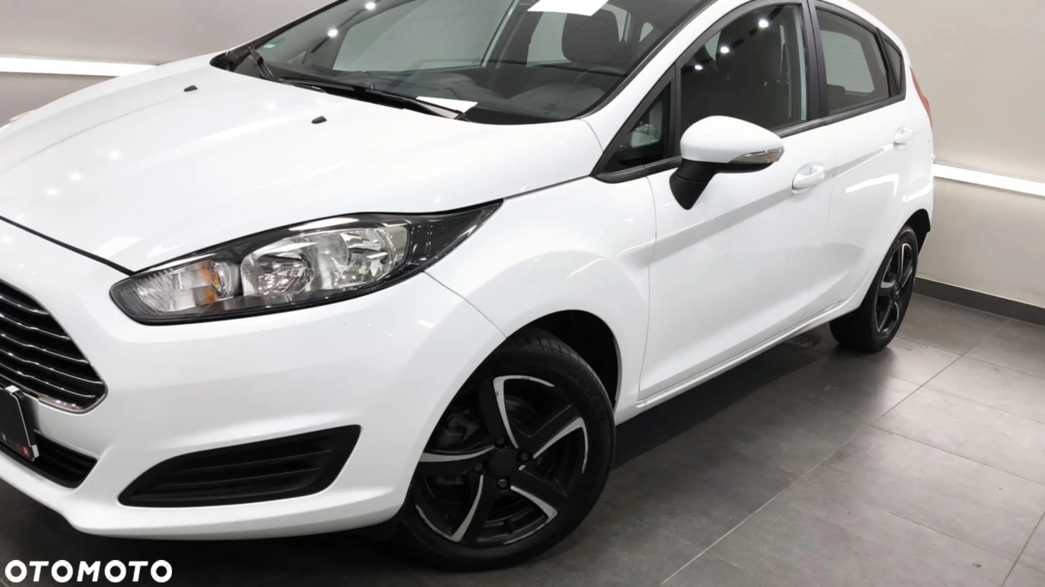 Ford Fiesta 1.0 EcoBoost Trend - 12