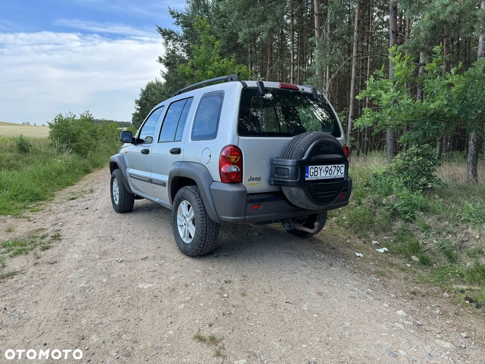 Jeep Cherokee 2.5L CRD Sport - 6