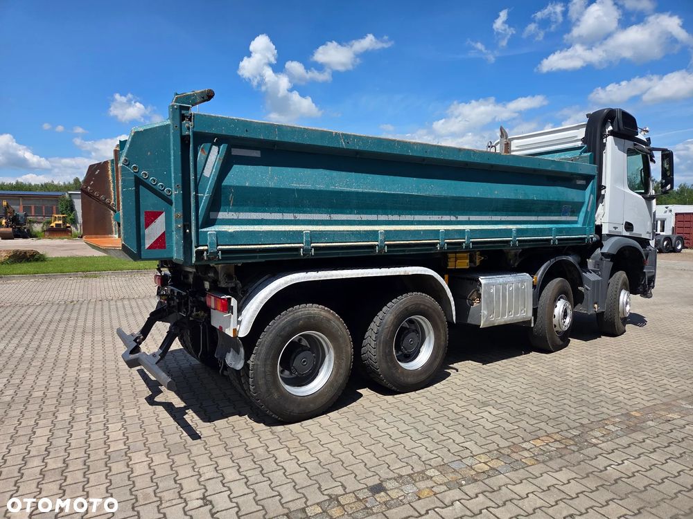 Mercedes-Benz Arocs 3245 - 5