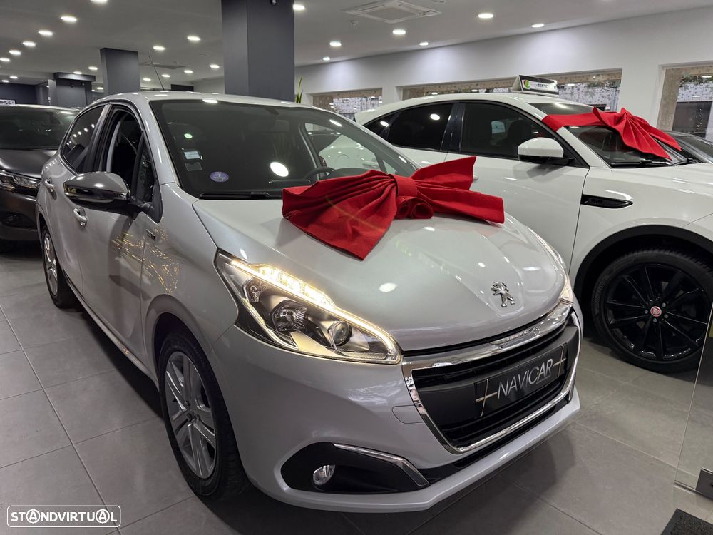 Peugeot 208 1.2 PureTech Style - 2