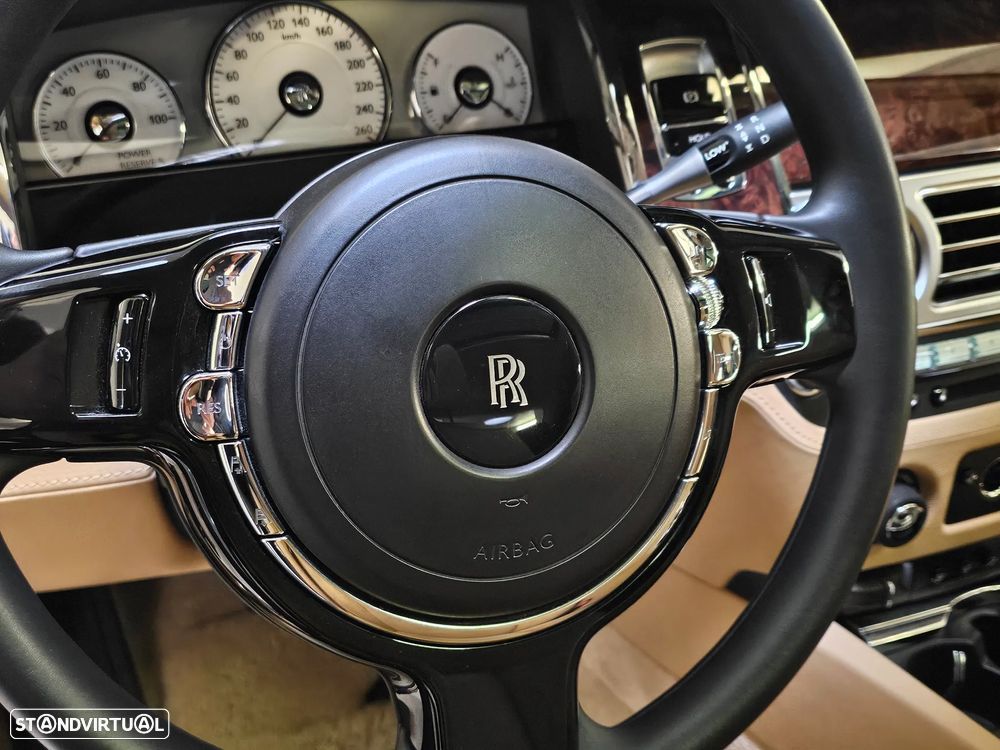 Rolls Royce Ghost - 27