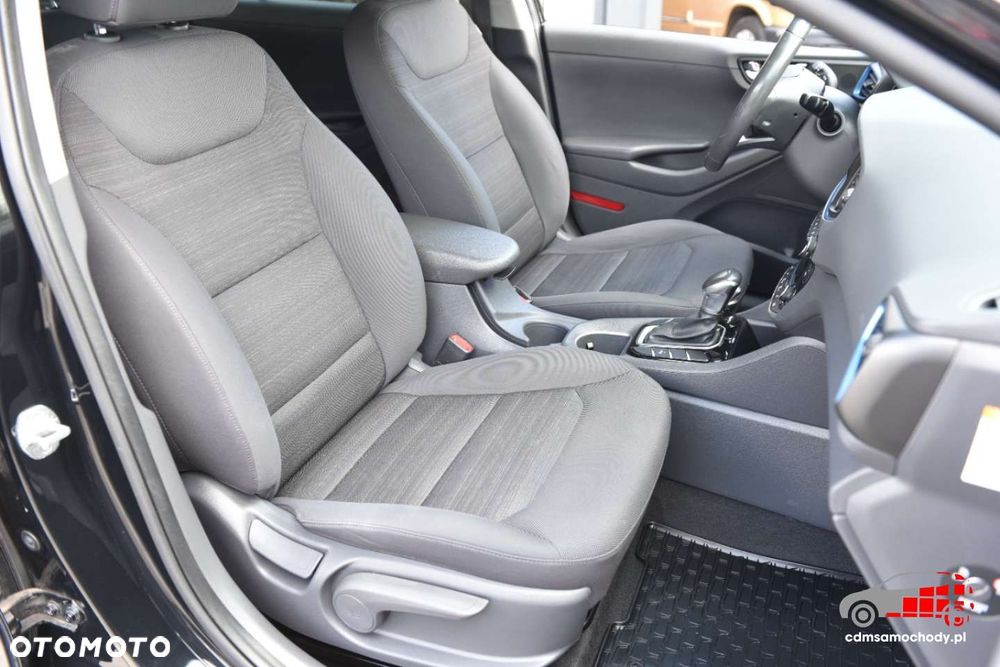 Hyundai IONIQ - 22