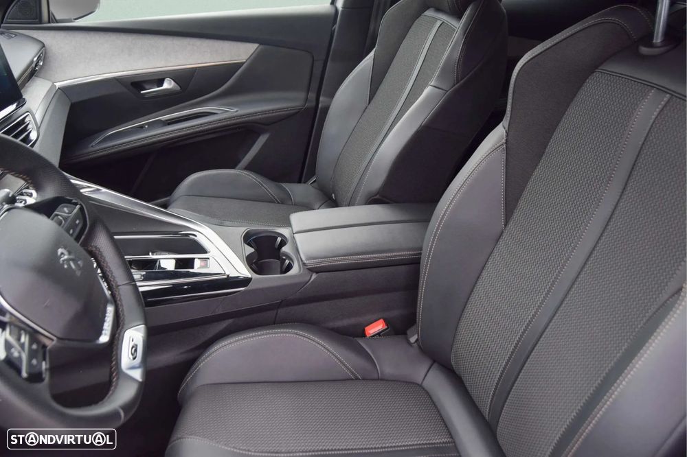 Peugeot 3008 1.6 Hybrid GT e-EAT8 - 12