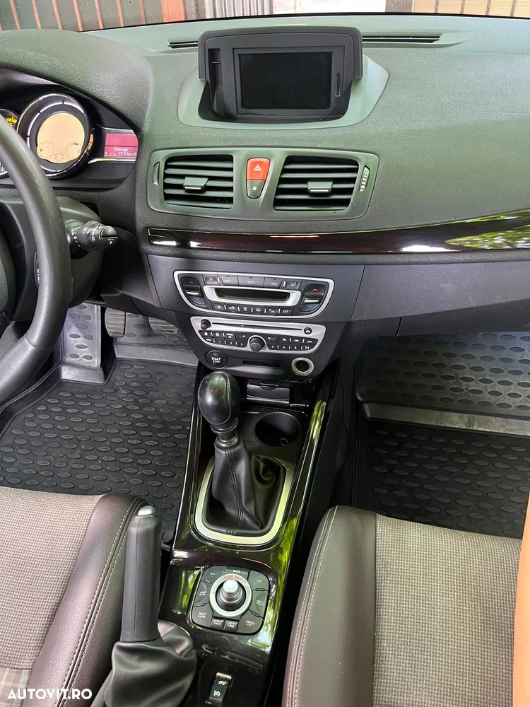 Renault Megane 1.9 dCi FAP Privilege - 7