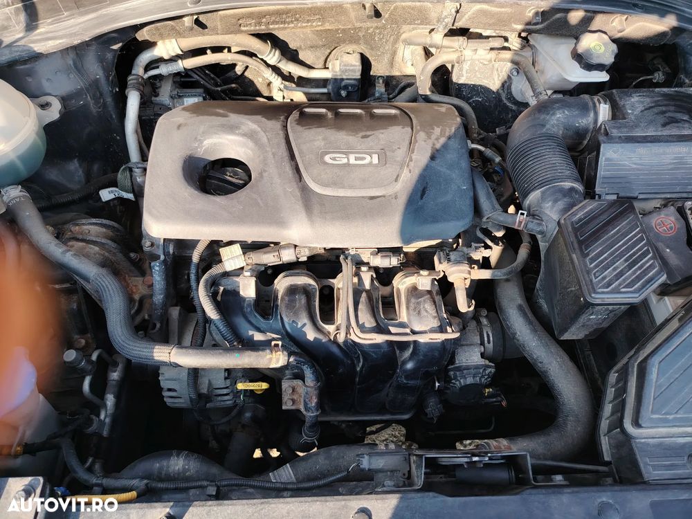 Kia Sportage 1.6 GDI 6MT 4x2 Plus - 6