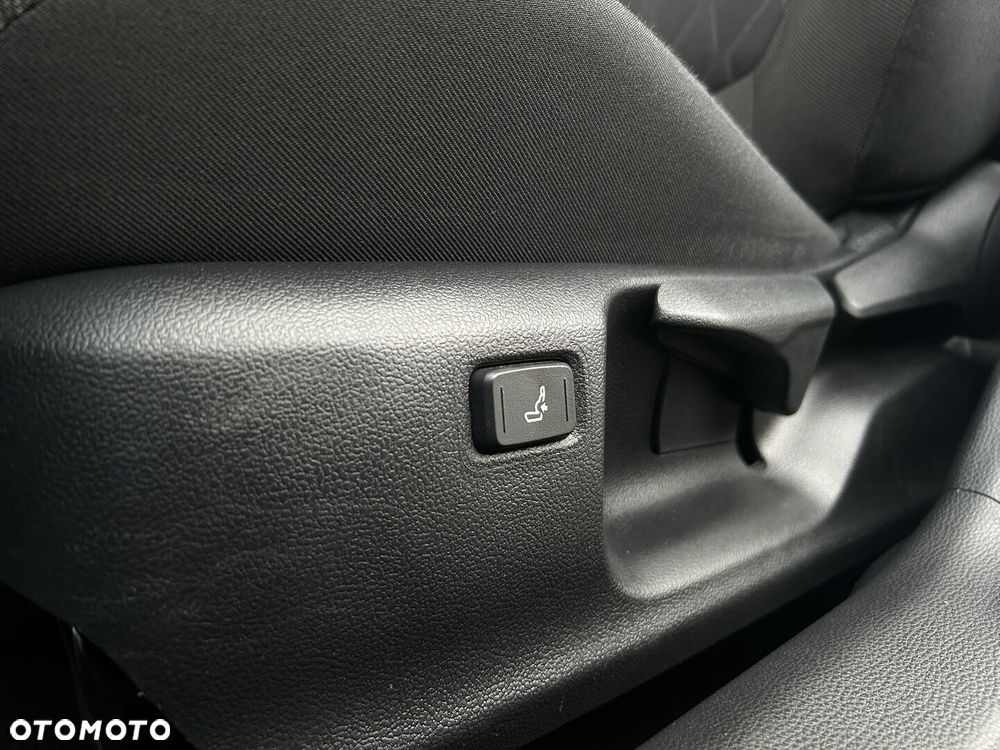 Toyota Corolla 1.8 Hybrid Comfort - 37