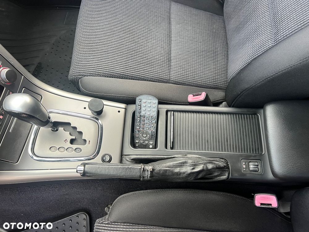 Subaru Outback Legacy 2.5i Comf AT - 22