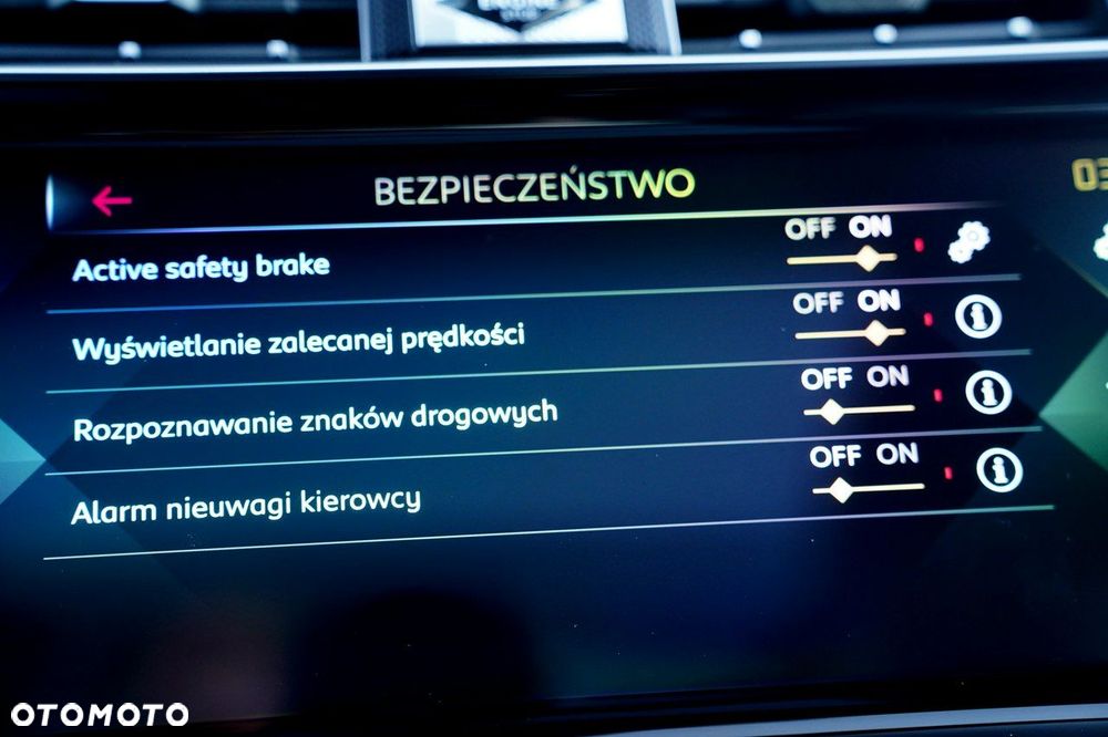 DS Automobiles DS 7 Crossback - 38