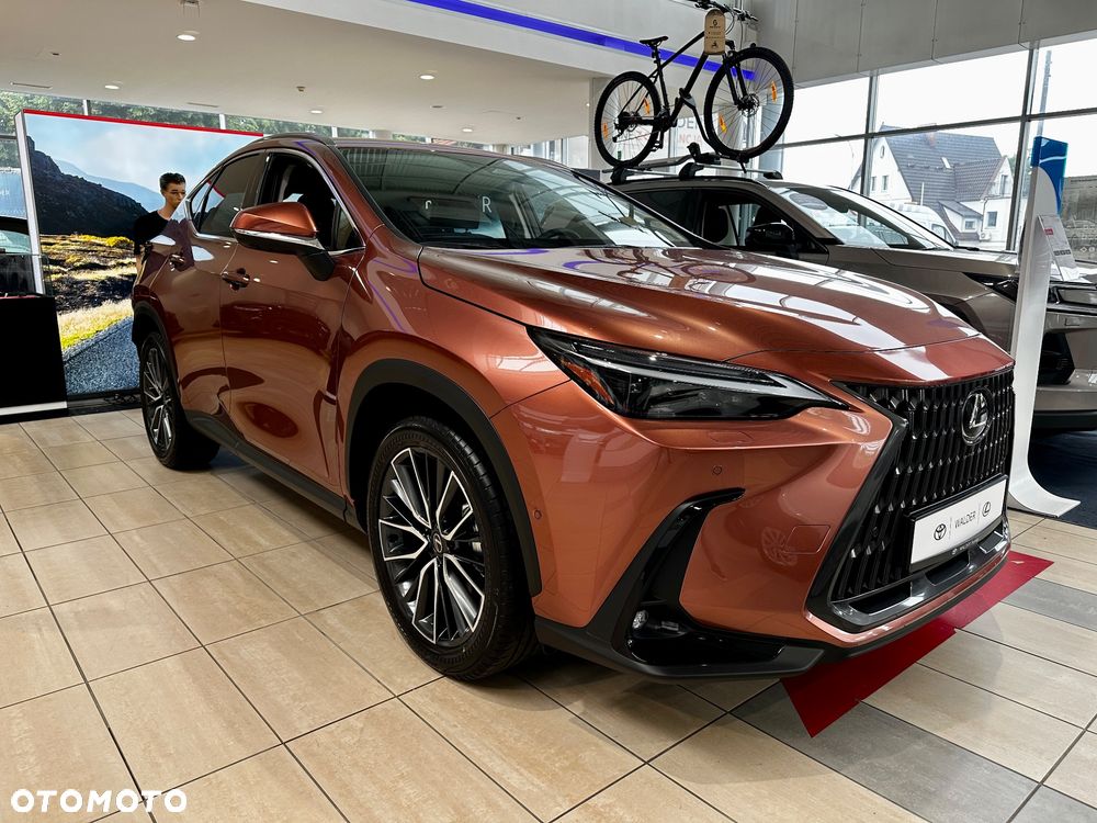 Lexus NX 350h Omotenashi AWD - 3