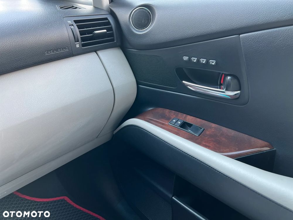 Lexus RX 450h Prestige - 28