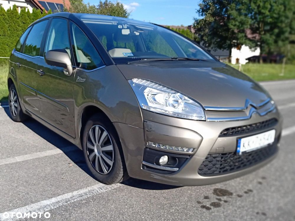 Citroen C4 Picasso 2011 photo 2