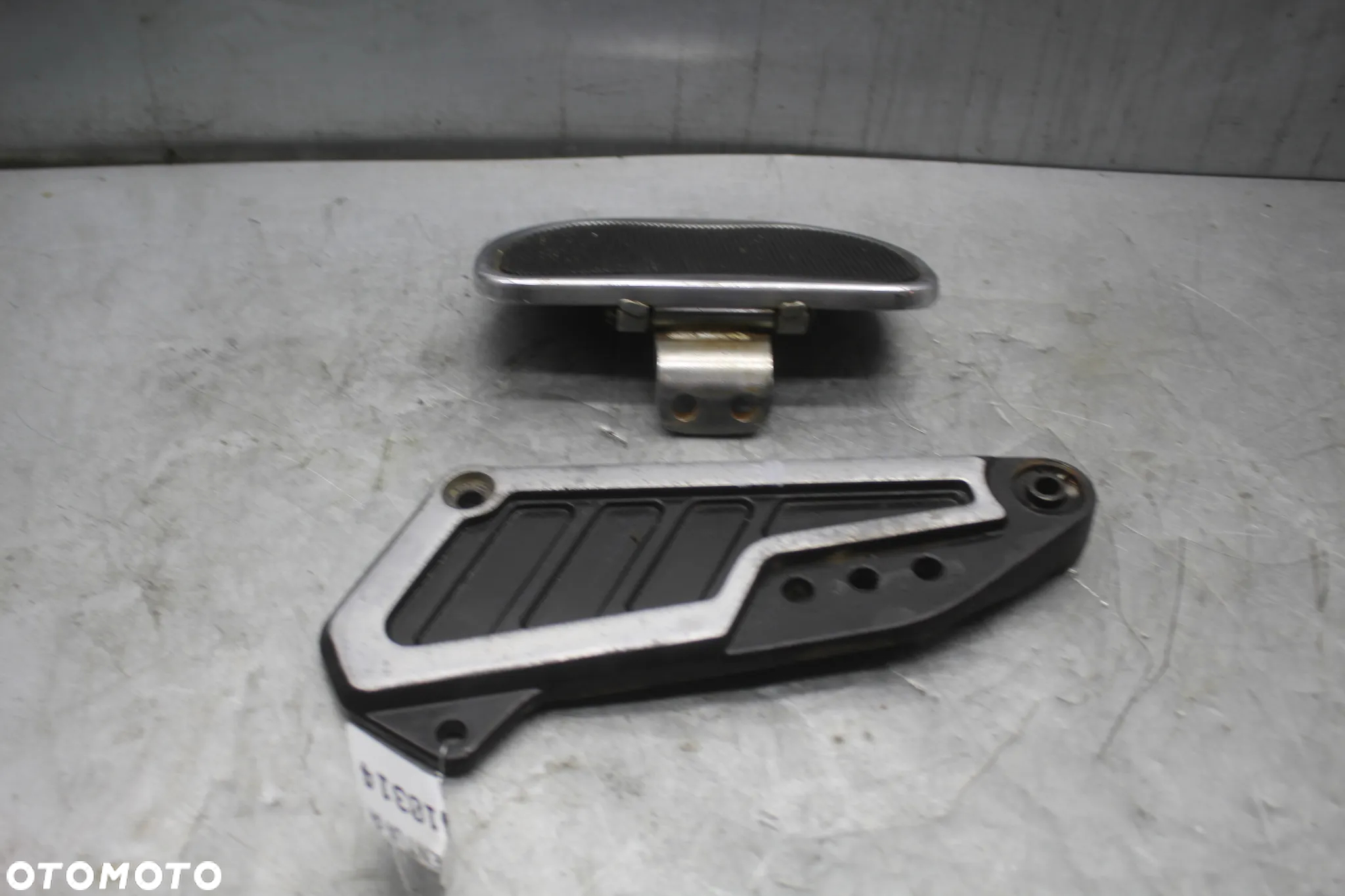Yamaha XVZ 1200 VENTURE 1300 V-Max Podest podłoga set podnóżek - 2