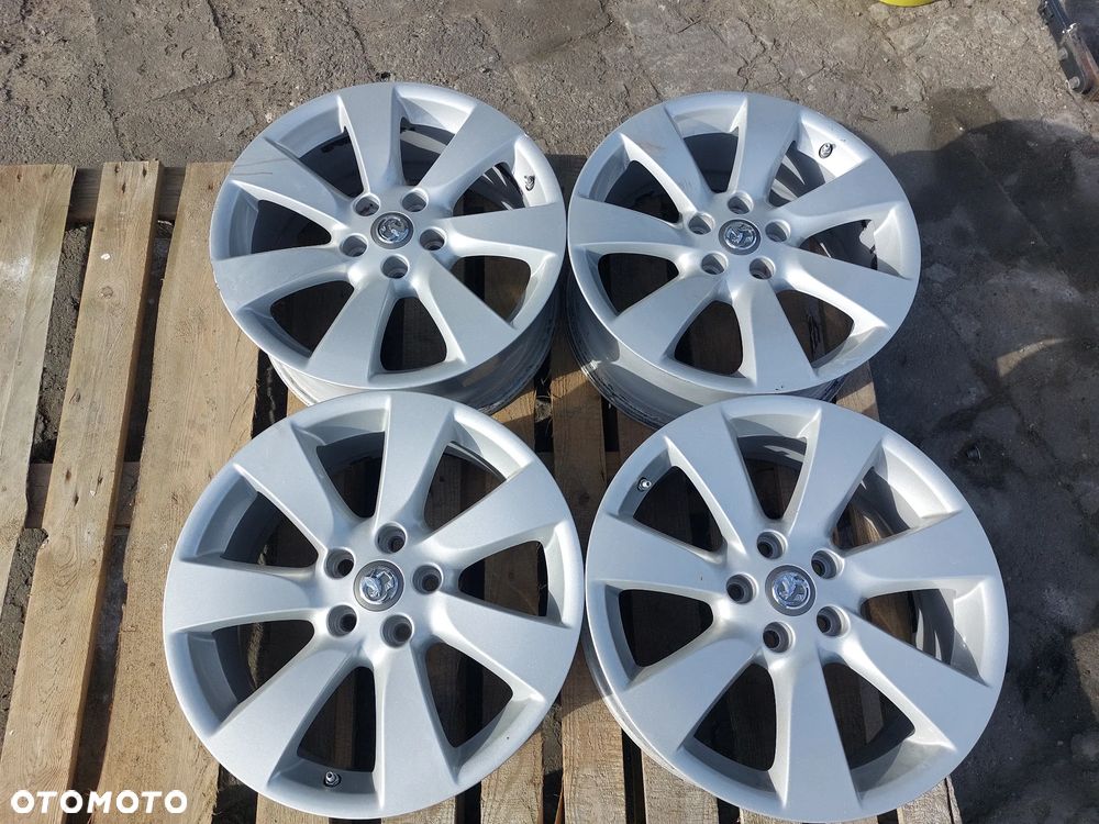OPEL ASTRA J CASCADA INSIGNIA FELGI ALUFELGI 5X115 R18 7.5J ET41 OE GM 13312747 PROSTE! - 1